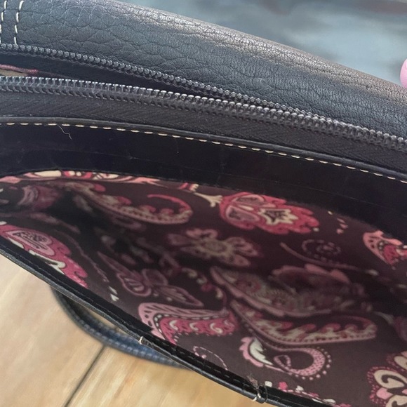 Brighton Crossbody Wallet Organizer Black Leather Floral‎ Interior - Picture 4 of 7